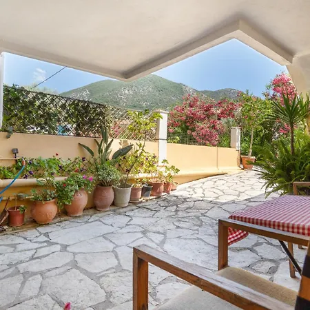 Mati . Daire Nydri (Lefkada)